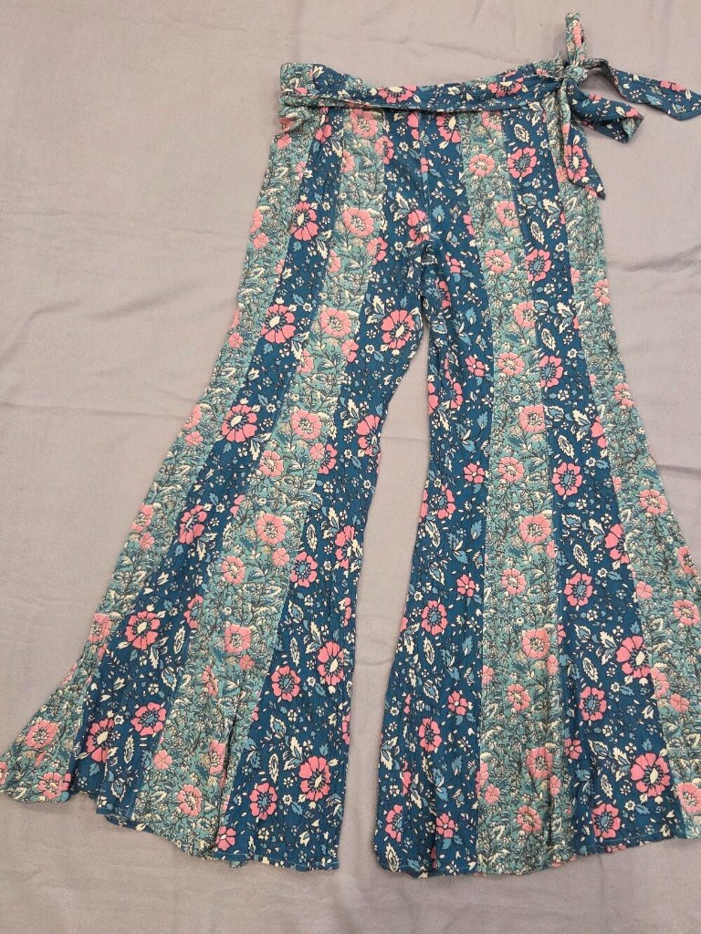 Free People Floral Patchwork Print Flare Pants | Wide Leg Boho | Size S